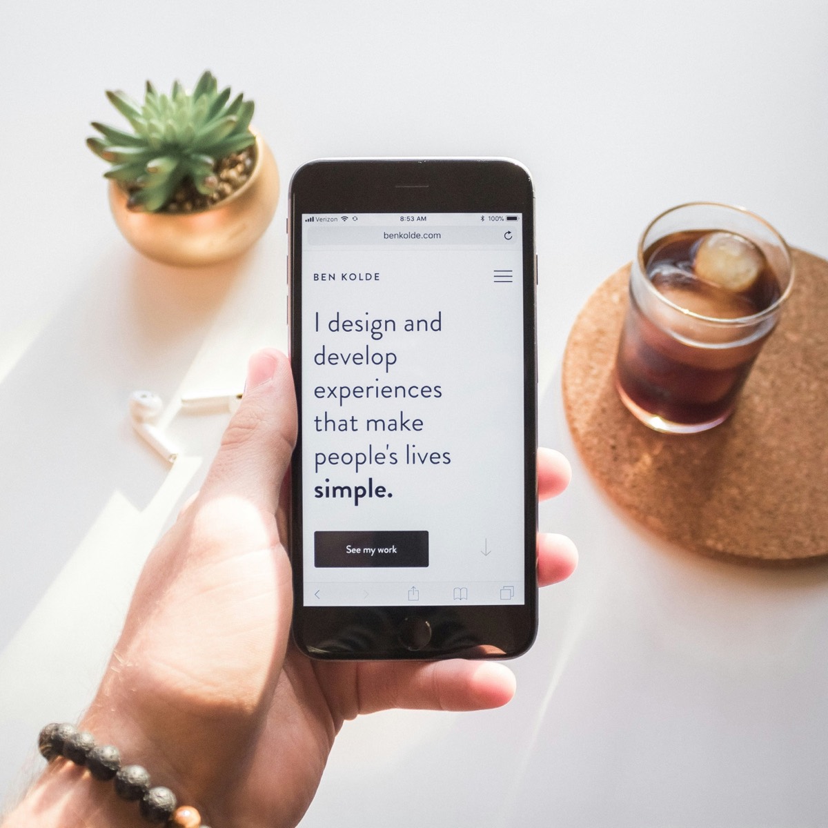 Mobile web design example of what to do right